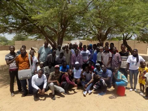 Sketch de sensibilisation sur le concept one health, et symposium national sur zoonoses majeures et prioritaires au Sénégal Sketch de sensibilisation sur le concept one health, et symposium national sur zoonoses majeures et prioritaires au Sénégal